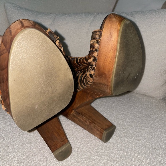 sbicca yani huarache sandals